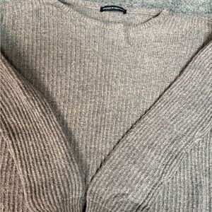 Brandy Melville Sweater